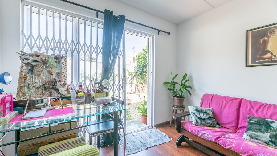 1 Bedroom Property for Sale in Table View Western Cape